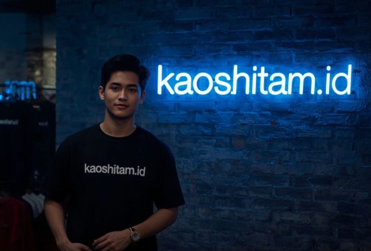 Kaos Polos Hitam Dibanding Kaos Warna Lainnya Ini Kelebihannya